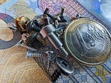 Close-up samples, ultrawide camera (0.5x) - 12mm, f/2.0, ISO 1670, 1/50s (4096x3072px) - Motorola Razr 70 Ultra review