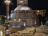 Low-light samples, telephoto camera (6x) - 142mm, f/2.4, ISO 13632, 1/14s (4096x3072px) - Motorola Razr Fold review