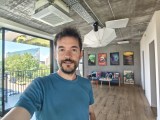 Selfie samples, 0.6x (native) - 18mm, f/2.0, ISO 125, 1/33s (4096x3072px) - Oppo Reno16 review